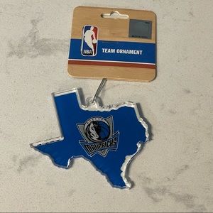 NWT NBA Dallas mavericks Christmas tree ornament